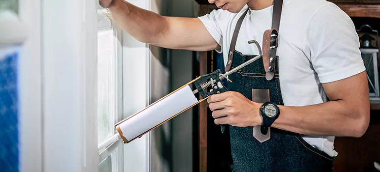 Window Caulking Contractor in Westchester, FL