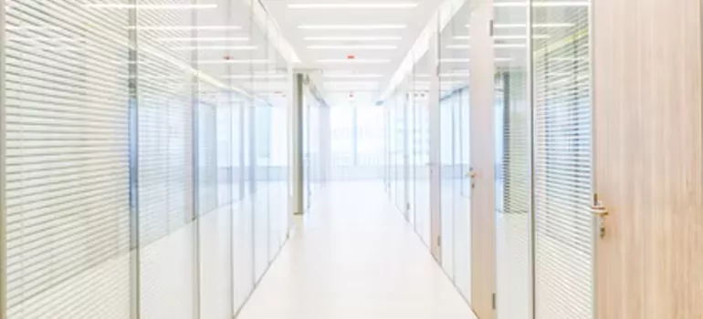 Frosted Glass Windows Replacement in Westchester, FL